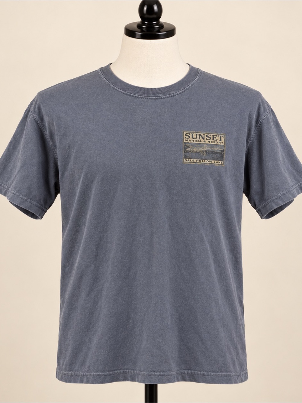 Dale Hollow Lake Sunset Marina Comfort Colors Graphic T-Shirt Medium